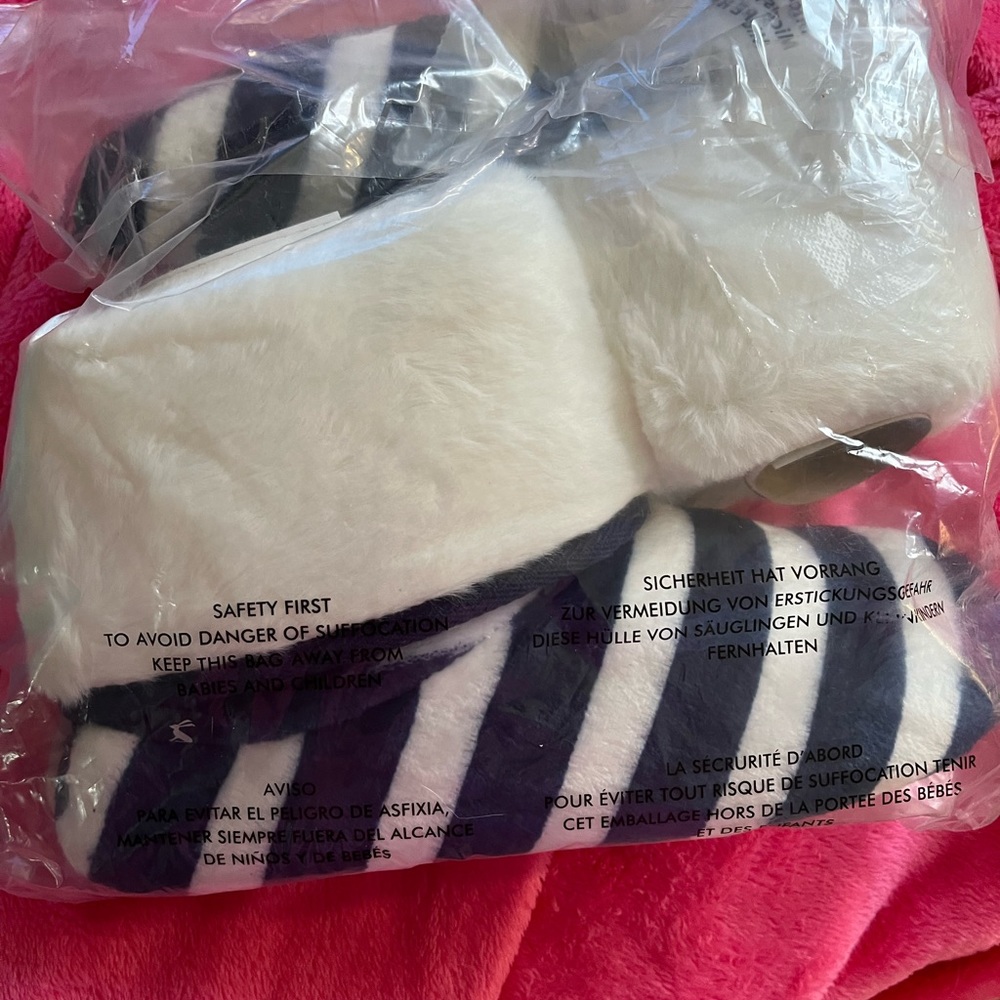 Brand new in bag Slippers size 10